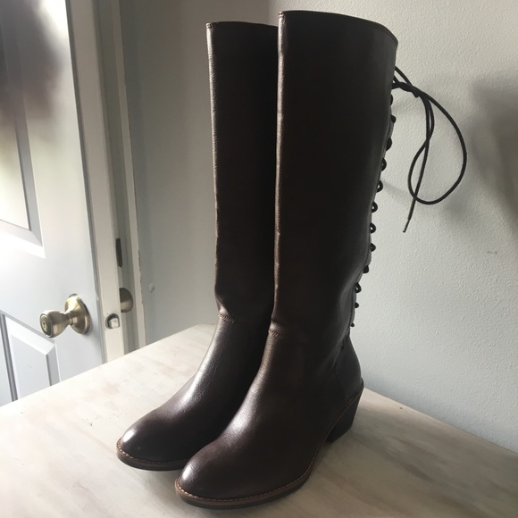 SONOMA WOMAN BOOTS - Picture 4 of 10